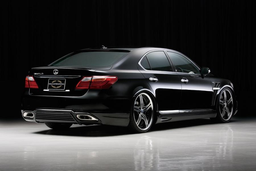  Lexus LS600h Executive Line by Wald 2010 года  (фото 25 из 81)